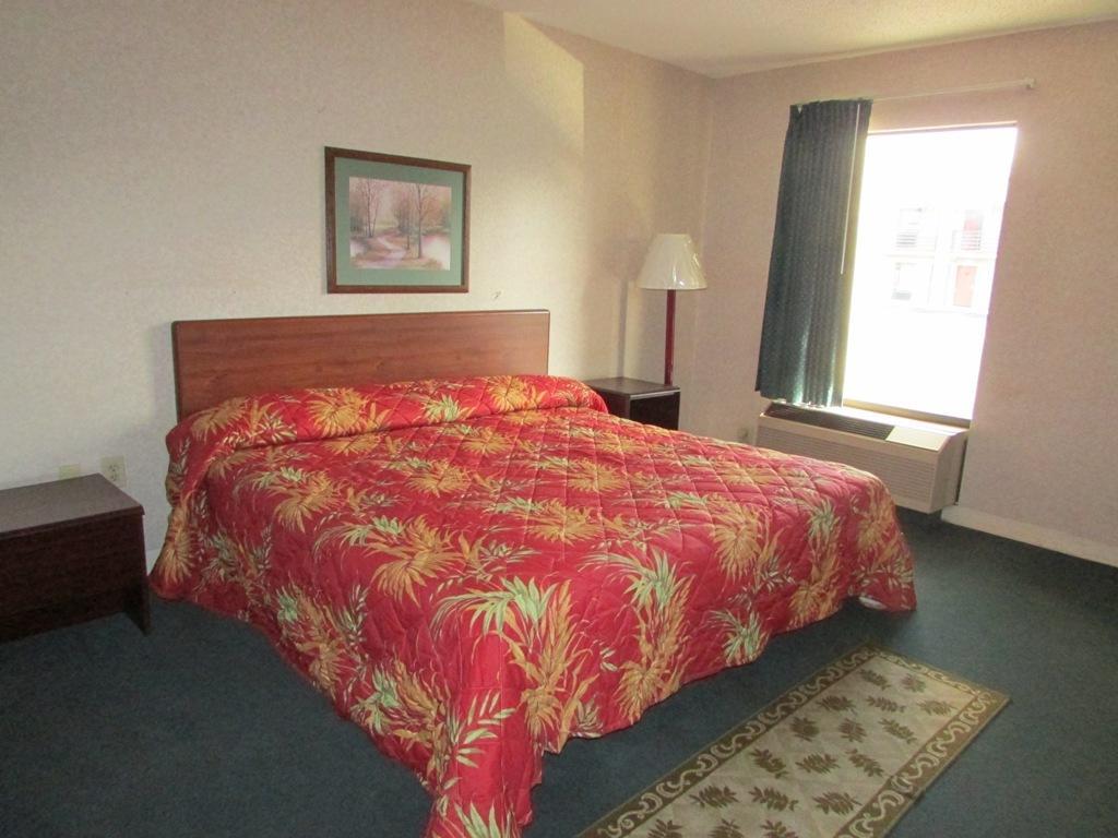 New Valdosta Inn And Suites الغرفة الصورة